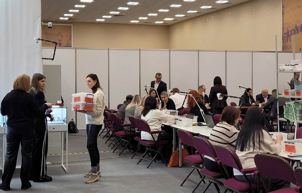 Фоторепортаж из 