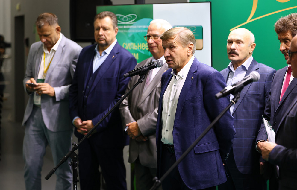 На ВДНХ прошло официальное открытие JUNWEX